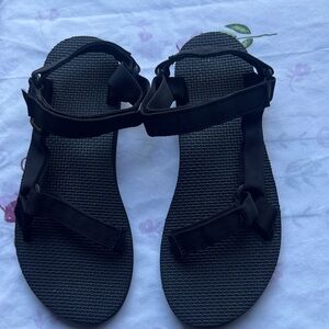 TEVA WOMENS ELEGANT BLACK STRAP SANDALS SIZE 10